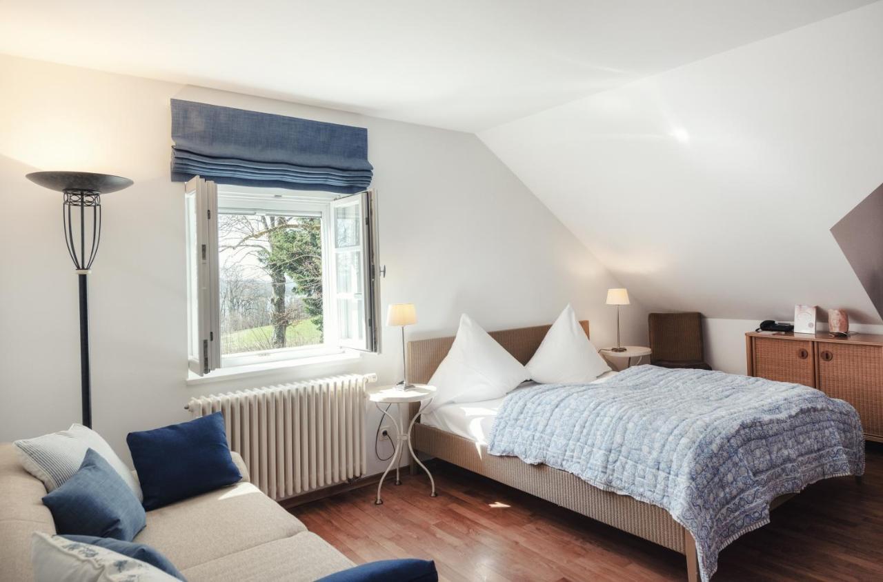 Biohotel Schlossgut Oberambach Bagian luar foto