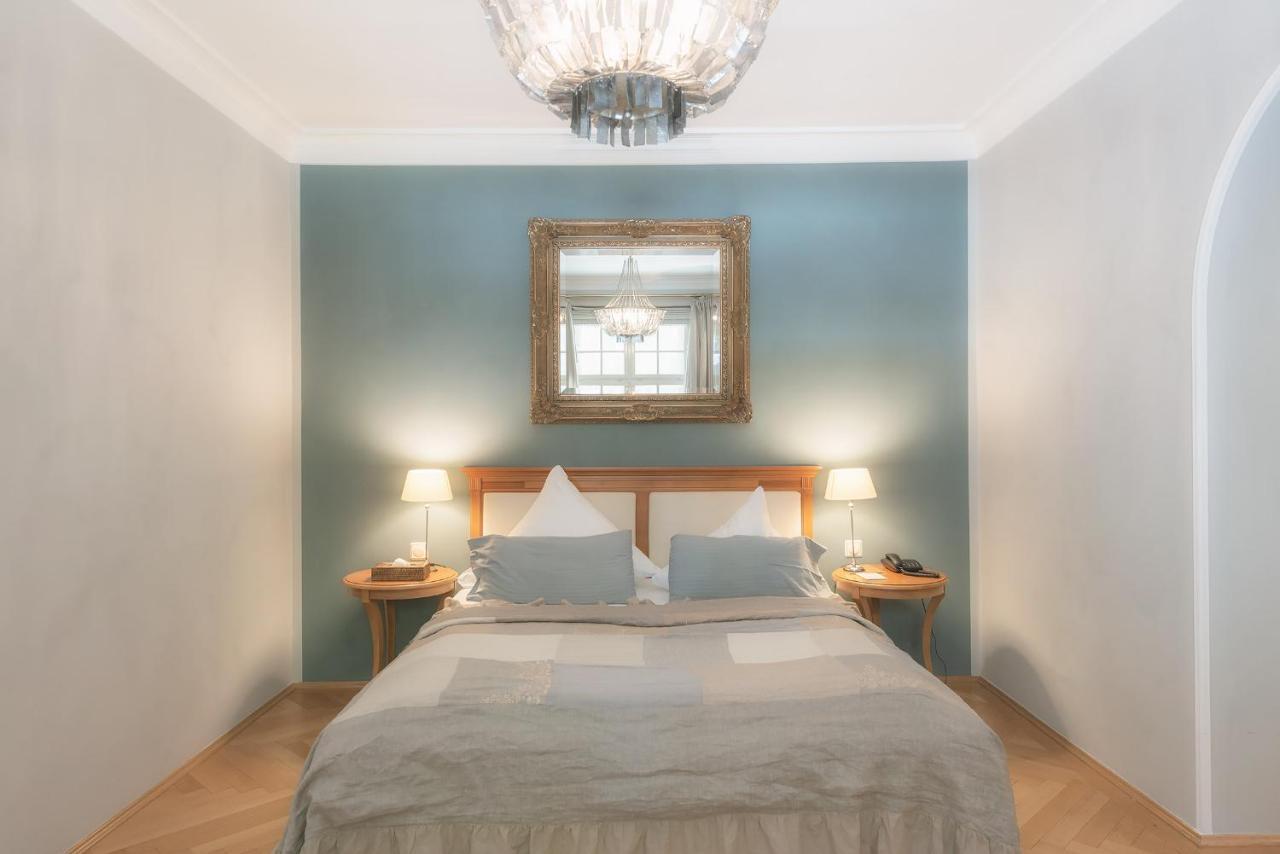 Biohotel Schlossgut Oberambach Bagian luar foto