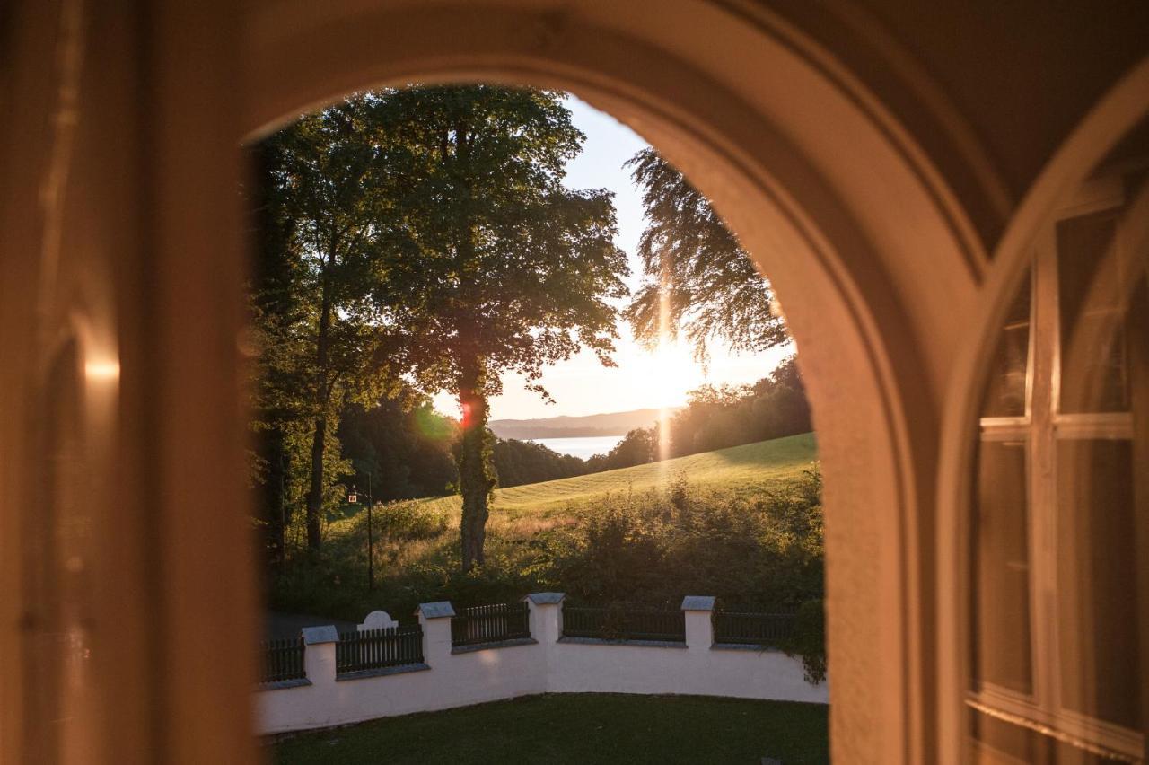 Biohotel Schlossgut Oberambach Bagian luar foto