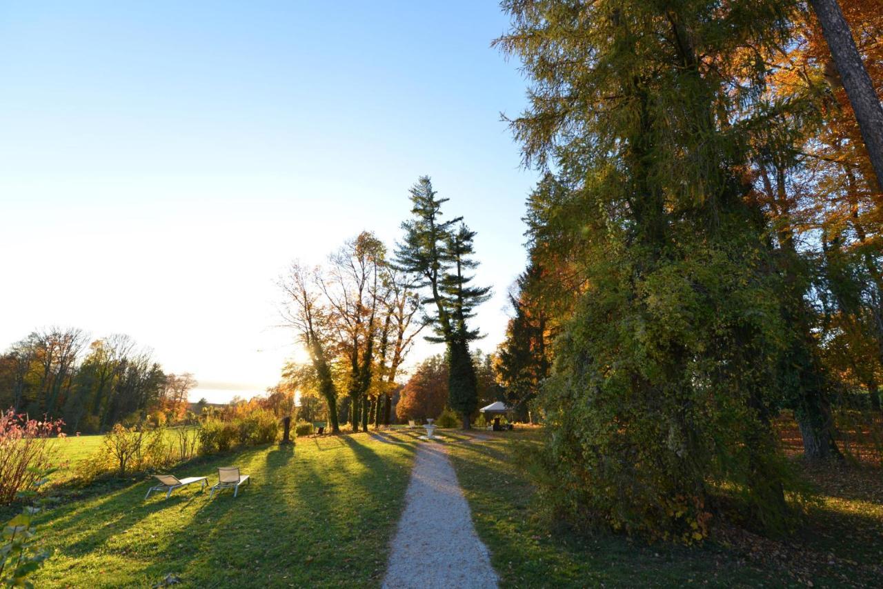 Biohotel Schlossgut Oberambach Bagian luar foto