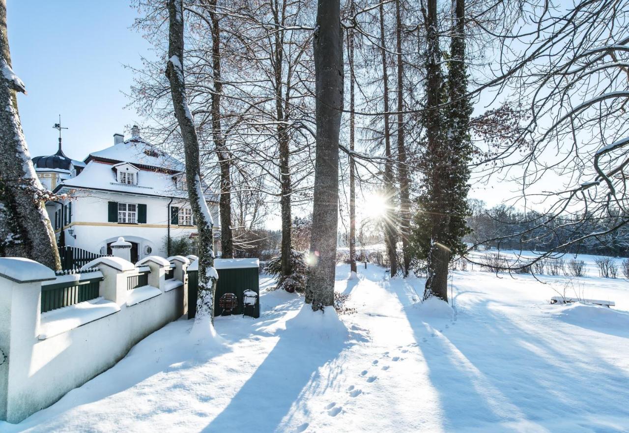 Biohotel Schlossgut Oberambach Bagian luar foto