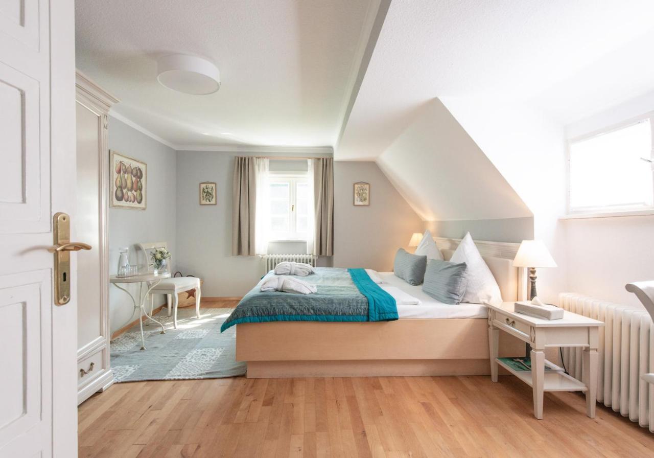 Biohotel Schlossgut Oberambach Bagian luar foto